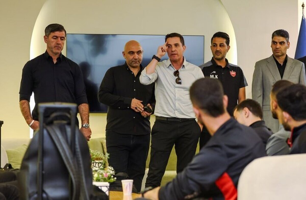 اوسمار ۴ بازیکن می‌خواهد، پول نیست!