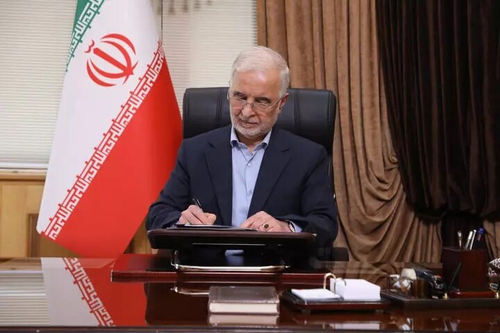 تسلیت وزیر کشور به سردار شاهچراغی تسلیت وزیر کشور به سردار شاهچراغی