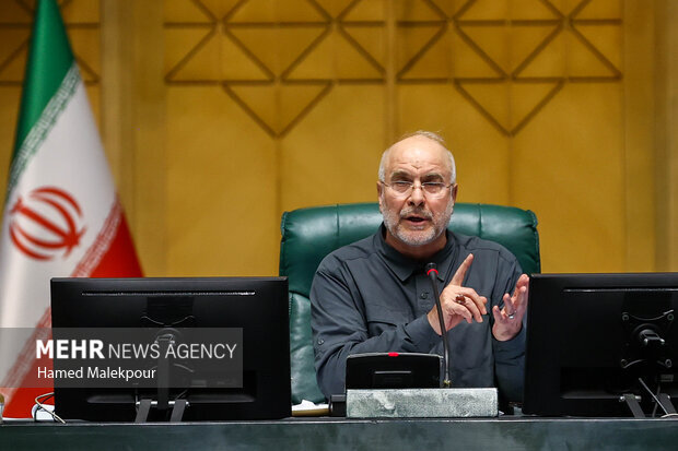 قالیباف: جلسه غیرعلنی مجلس درباره شرایط اقتصادی کشور موثر بود