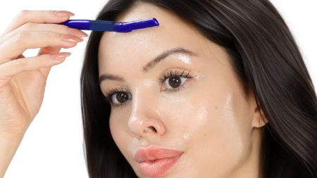 چگونه از آسیب‌های پوستی ناشی از اصلاح صورت جلوگیری کنیم؟