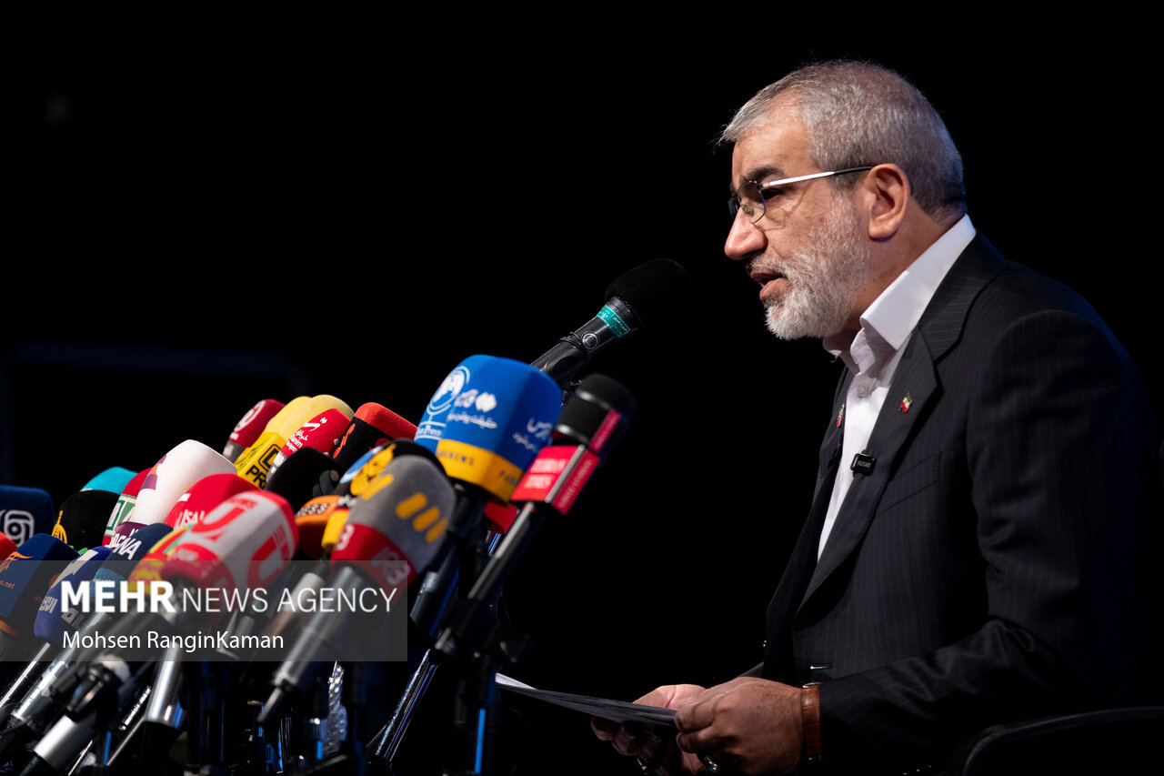 کدخدایی: مراسم سالگرد حاج قاسم در میدان امام خمینی(ره) برگزار می‌شود