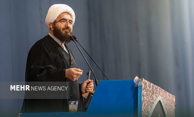 حجت‌الاسلام علی‌اکبری: علی آمد تا عدالت و فضایل انسانی را آشکار کند