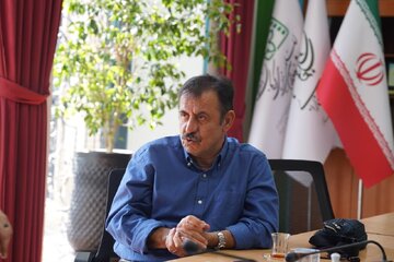 ۲۰ ثانیه‌ای که «دختر برقی» را جنجالی کرد/ حسین قناعت: برای تقبیح دروغ کوتاه نیامدم