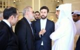 بررسی آخرین تحولات مذاکرات هسته‌ای میان لاریجانی با وزیرخارجه قطر
