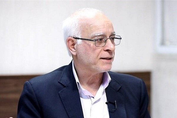 بهشتی‌پور: عکس گرفتن روی عرشه ناو مانور قدرت محسوب نمی‌شود