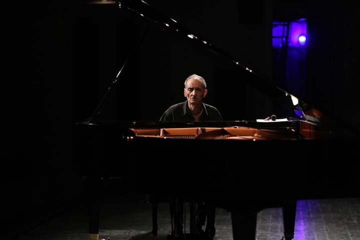 جزئیات یک شب موسیقایی در تالار رودکی؛ ناصحی به پاس بزرگان می‌نوازد