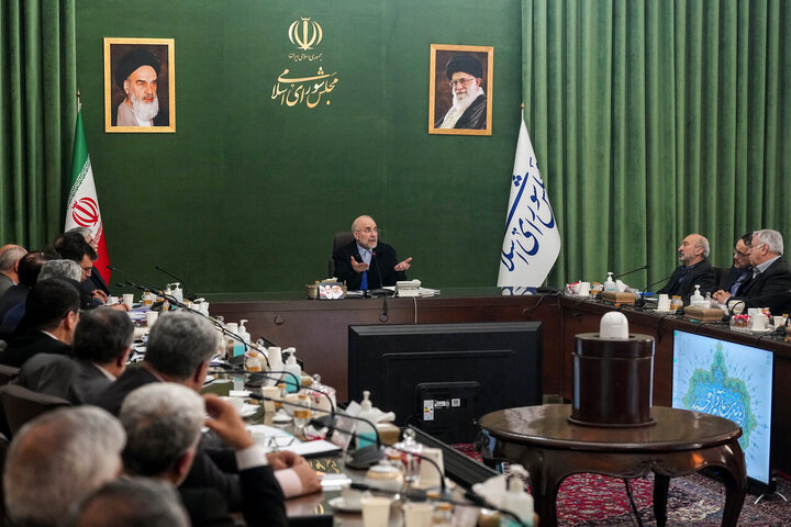 قالیباف: حذف قوانین زائد آغاز شد/ آگاهیبخشی مهمترین رسالت ماست قالیباف: حذف قوانین زائد آغاز شد/ آگاهیبخشی مهمترین رسالت ماست