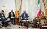 وزیر دفاع ارمنستان با لاریجانی دیدار کرد