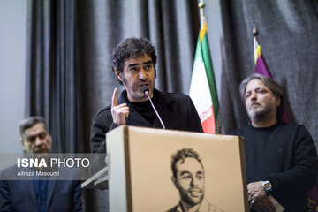 کیهان: چرا گفتی «کشته شدن ده‌ها هزارنفر در دی‌ماه»؟/ شهاب حسینی: این عدد هرچه باشد باز هم بسیار است