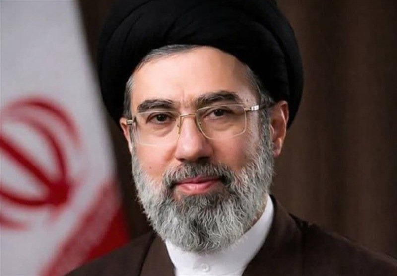 آیت‌الله سید‌مجتبی خامنه‌ای مسیر ‌روشنی از ‌عظمت ایران ‌ترسیم می‌کنند