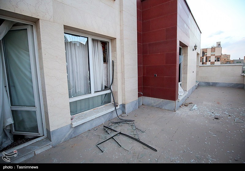 حمله جنگنده‌های آمریکا و اسرائیل به ساختمان‌های مسکونی شهر خمین