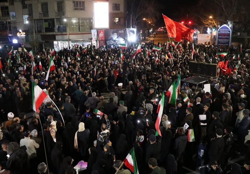 شب بیست‌وهشتم اجتماع اقتدار شاهرود؛ حماسه‌ گرم در دل سرما