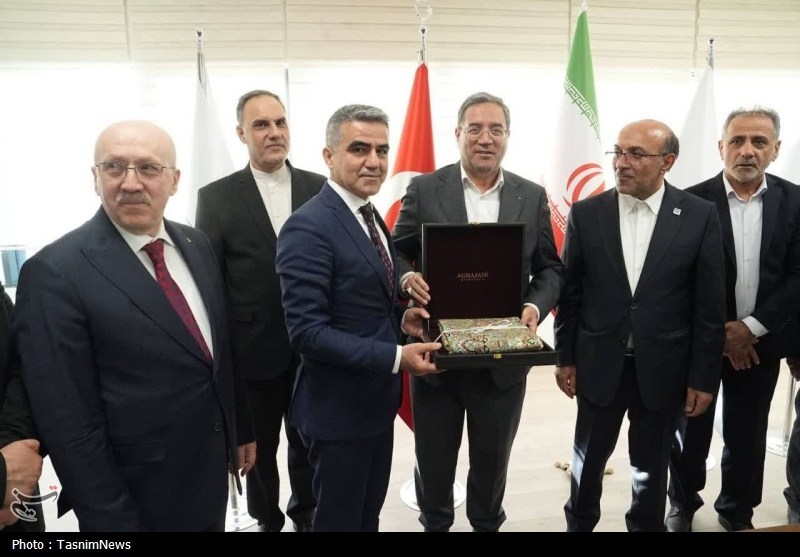 افزایش پذیرش روزانه کامیون‌های ترانزیتی بین ایران و ترکیه