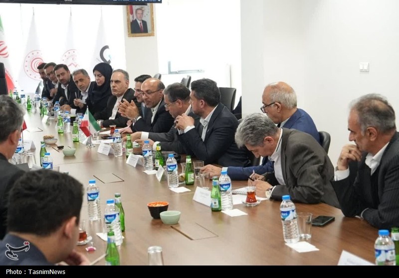 افزایش پذیرش روزانه کامیون‌های ترانزیتی بین ایران و ترکیه