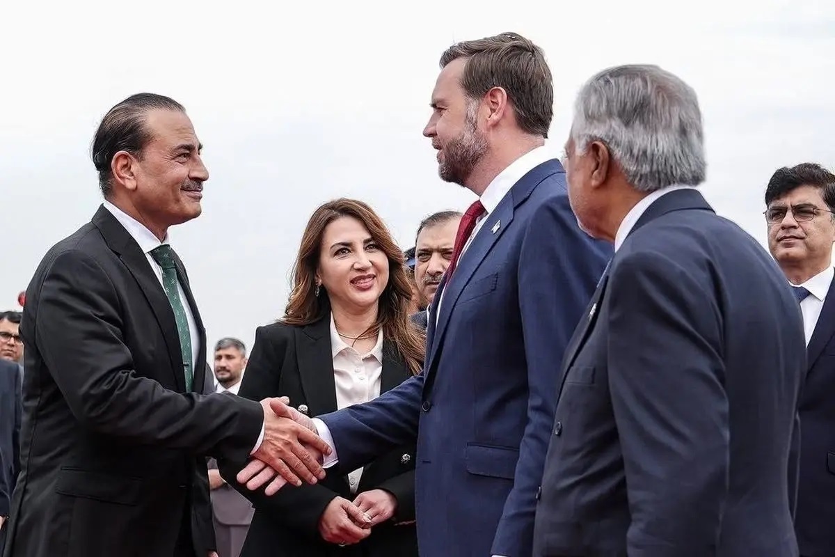 خبر سی‌ان‌ان درمورد بن‌بست مذاکرات اسلام‌آباد/ گره کار کجاست؟