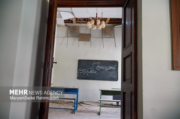 خسارات ناشی از جنایت دشمن در حمله به موزه تاریخ آموزش و پرورش فارس