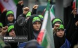 روایتی از نوجوانان انقلابی مشهد در اجتماع «بزرگ مشت های گره کرده» 