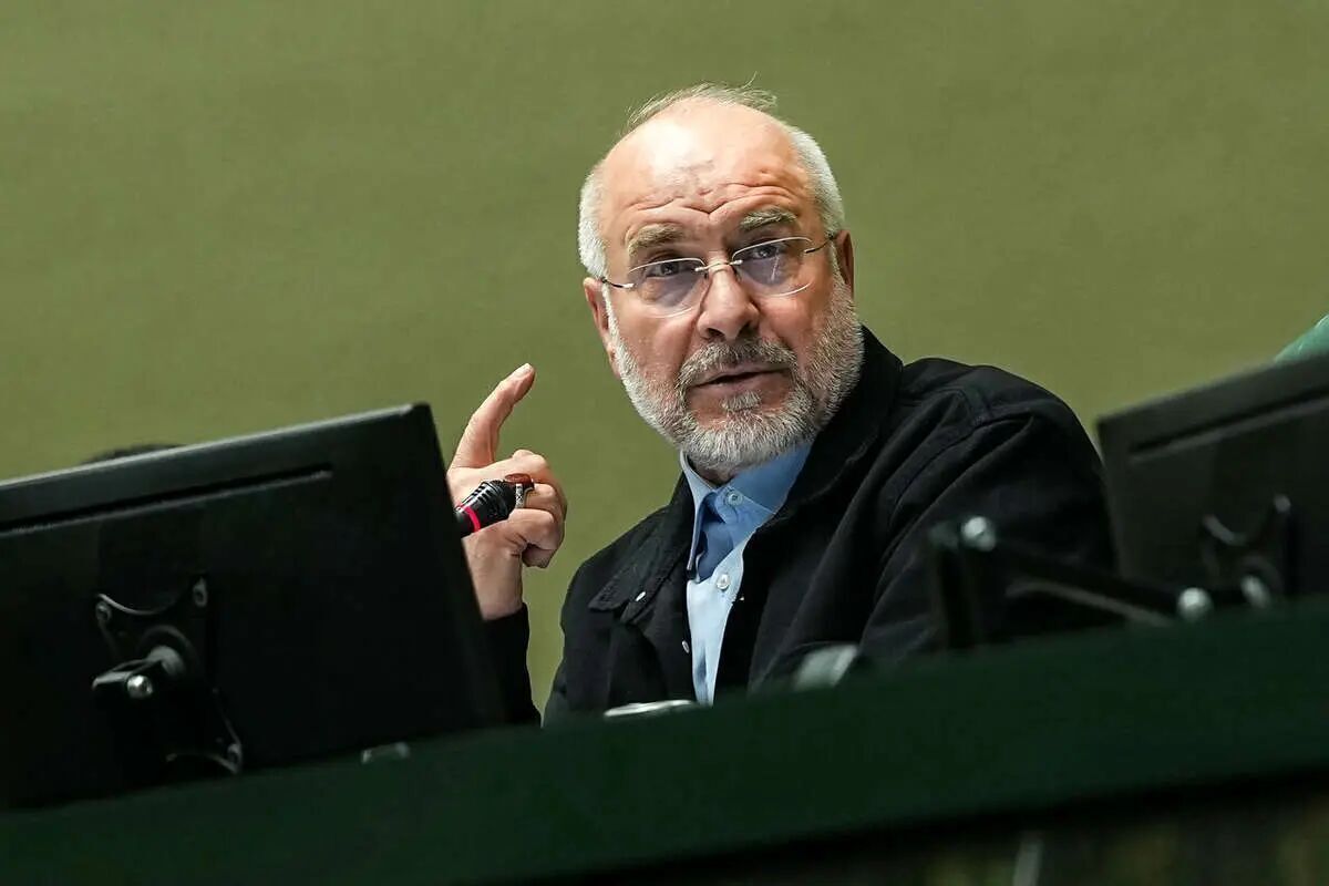 قالیباف خطاب به ترامپ: سه روز گذشت و هیچ چاهی منفجر نشد/ می‌توانیم چاه نفت را از پخش زنده کنیم