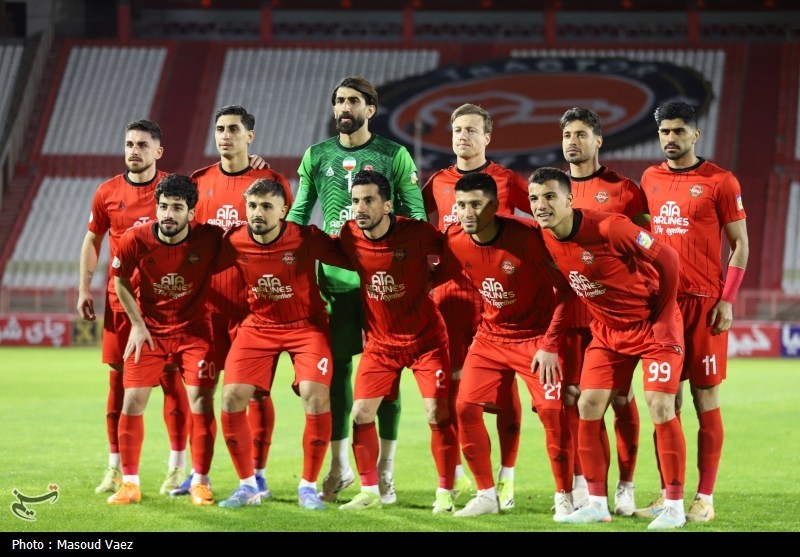 مدعیان درباره سرنوشت لیگ تصمیم بگیرند، نه میانه‌نشین‌ها