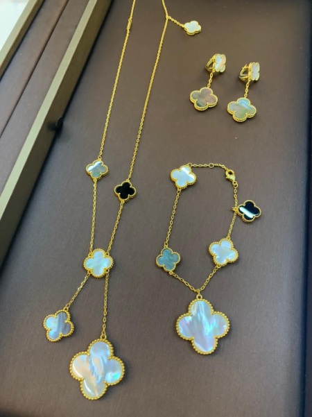 مدل سرویس مستر کوالیتی ون کلیف