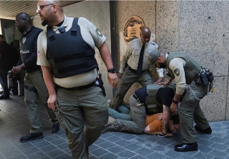 بازداشت والدین بیش از 27هزار کودک در 7ماه نخست دولت جدید ترامپ بازداشت والدین بیش از 27هزار کودک در 7ماه نخست دولت جدید ترامپ