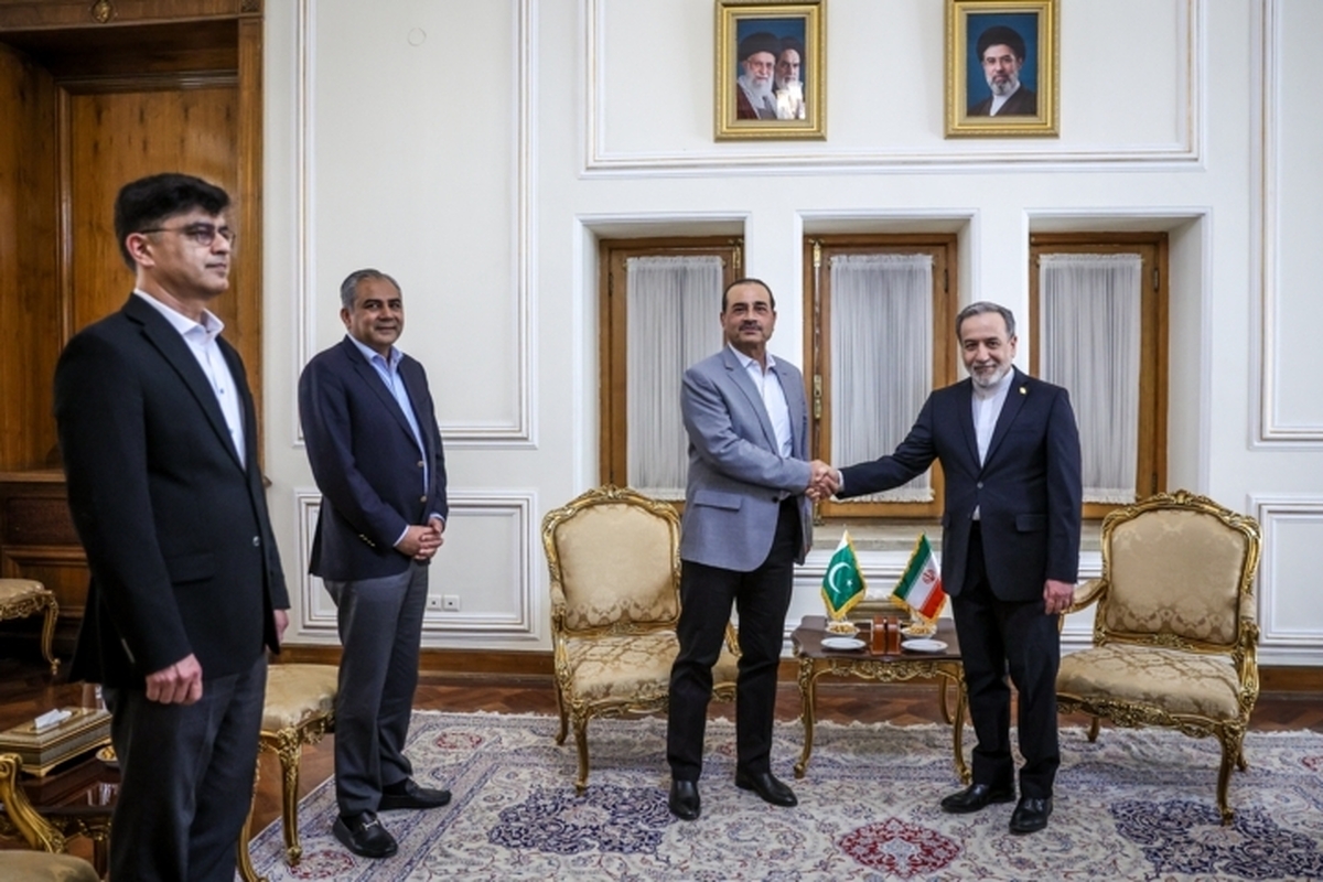 در سفر عاصم منیر به ایران چه گذشت؟/ گزارش ارتش پاکستان از پیشرفت در مذاکرات در سفر عاصم منیر به ایران چه گذشت؟/ گزارش ارتش پاکستان از پیشرفت در مذاکرات