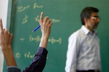 شبکه‌ای از خانواده‌های سیاسی مدارس زنجیره‌ای دارند؛ انتقال معلم‌های خوب به مدارس ویژه و کاهش کیفیت آموزشِ مدارس دولتی/ کدام نهادها مدرسه‌داری می‌کنند؟