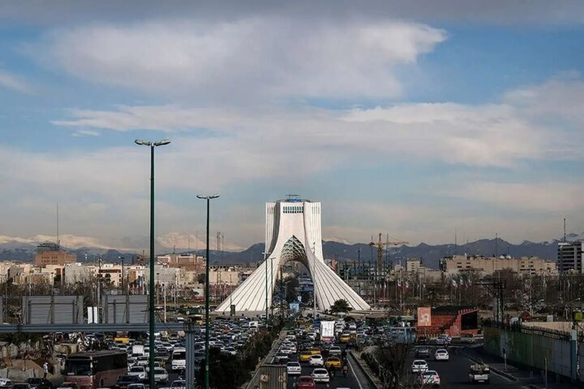 هواشناسی تهران هشدار داد/ وزش باد شدید و احتمال طوفان گرد و خاک