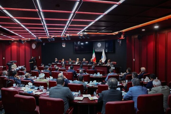 پزشکیان: تقویت بخش خصوصی به معنای تقویت قدرت ملی و اقتصادی کشور است پزشکیان: تقویت بخش خصوصی به معنای تقویت قدرت ملی و اقتصادی کشور است