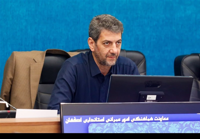 آب دریا به منبع اصلی تأمین آب صنایع اصفهان تبدیل میشود آب دریا به منبع اصلی تأمین آب صنایع اصفهان تبدیل میشود