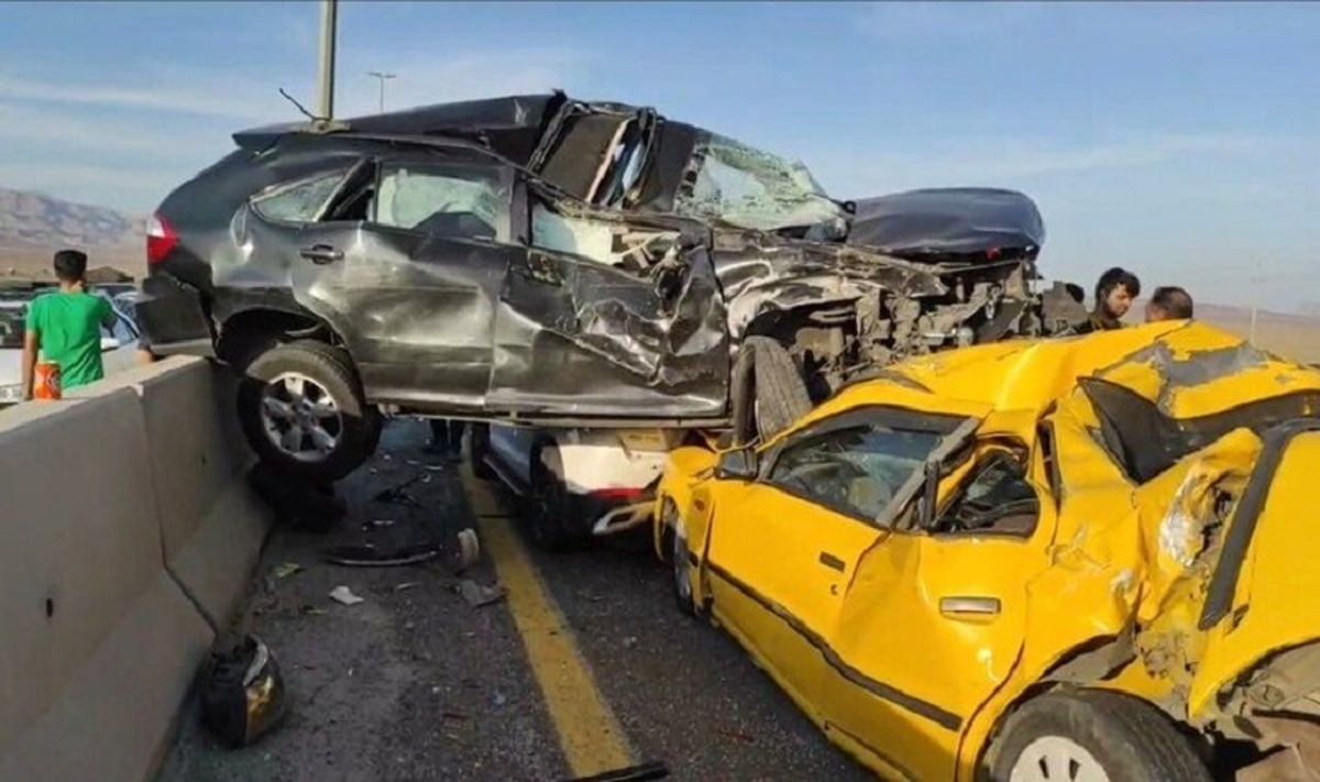 جزئیات تصادف مرگبار اتوبوس با مینیبوس در کاشان/ تعداد مجروحان اعلام شد جزئیات تصادف مرگبار اتوبوس با مینیبوس در کاشان/ تعداد مجروحان اعلام شد