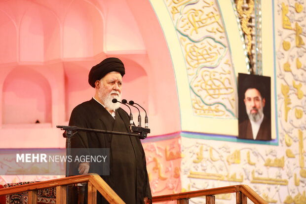 علمالهدی:بیانیه رهبری تنها تحلیل ثابت و قطعی از تفاهمنامه است علمالهدی:بیانیه رهبری تنها تحلیل ثابت و قطعی از تفاهمنامه است