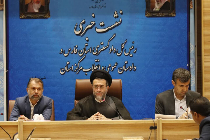 قانون جدید ثبت معاملات اموال غیرمنقول اجرایی شد قانون جدید ثبت معاملات اموال غیرمنقول اجرایی شد