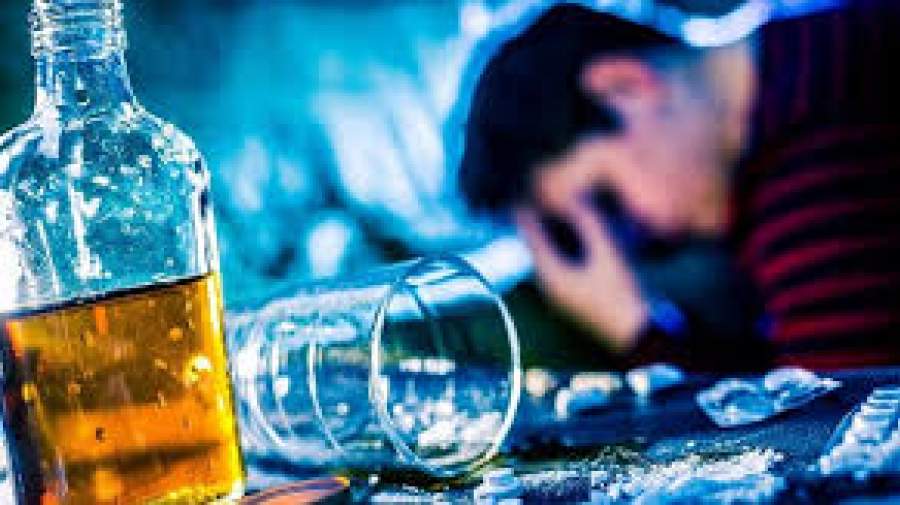 چگونه ترس و اضطراب می‌توانند زمینه‌ساز اعتیاد شوند؟