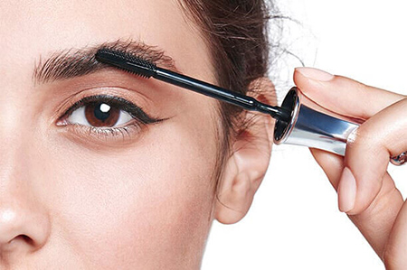 طراحی ابرو, چگونه مداد ابرو بکشیم, چگونه سایه ابرو بزنیم