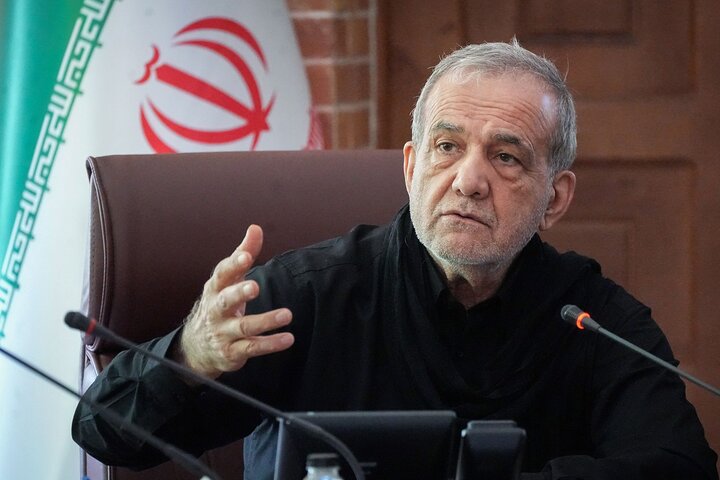 پزشکیان:قانون‌شکنی و تقلب، ویژگی مشترک رفتار آمریکا درسیاست و ورزش است