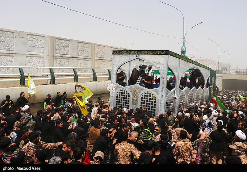 شهید امام خامنه ای (ره) , اخبار قم , بدرقه آقای شهید ایران , تشییع امام شهید , تشییع رهبر شهید , 
