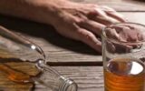 عوارض مصرف الکل را جدی بگیرید؛ از التهاب معده تا هپاتیت الکلی