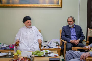 رئیس سازمان سینمایی با نماینده آیت‌الله سیستانی دیدار کرد 
