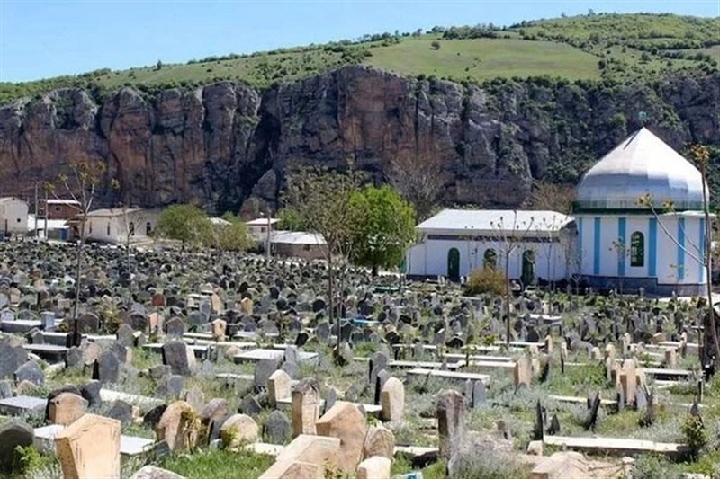 گزارش تسنیم از تاریخ زیر خاک ایران/چرا گردشگران باید به قبرستان بروند؟