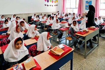 واکنش سخنگوی آموزش و پرورش به ماجرای استعفای معلمان؛ عدهای دنبال تعطیلی آموزش حضوری هستند واکنش سخنگوی آموزش و پرورش به ماجرای استعفای معلمان؛ عدهای دنبال تعطیلی آموزش حضوری هستند